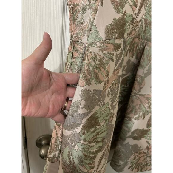 Vince Camuto blush metalic Jacquard Pleated Cap Sleeve Fit & Flare Dress, Sz 14 - Picture 5 of 12